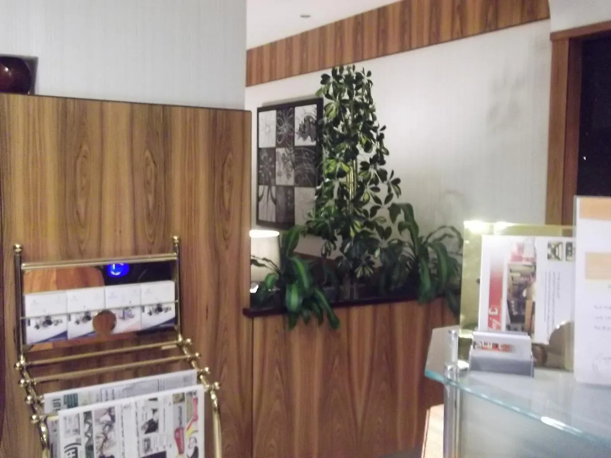 Dybaj Hotel דמאם מלון דירות